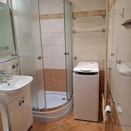 Mieszkanie Wakacyjne Ul Piastowska 100 Apartment